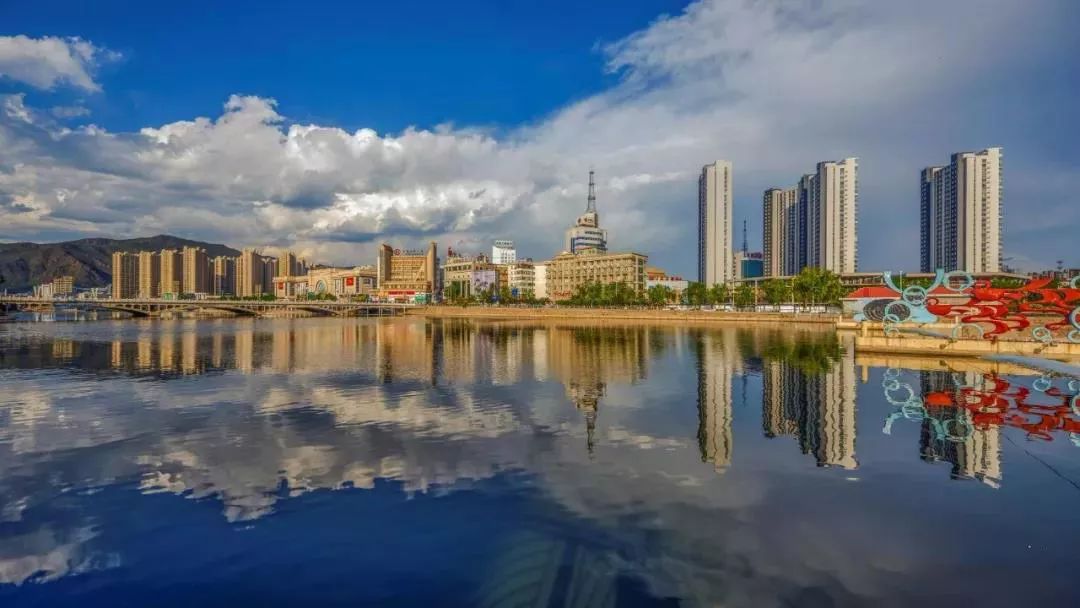 冬奥之城张家口，长城脚下绽放冰雪魅力