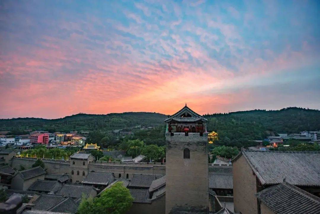 晋城之光，变化中的自信与成就绽放